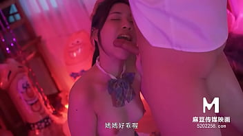 Li Yan Xi's sensuous display in HD Asian pornography flick