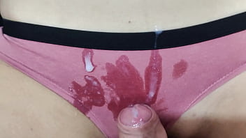 A teen's highly very first time with a ginormous penis